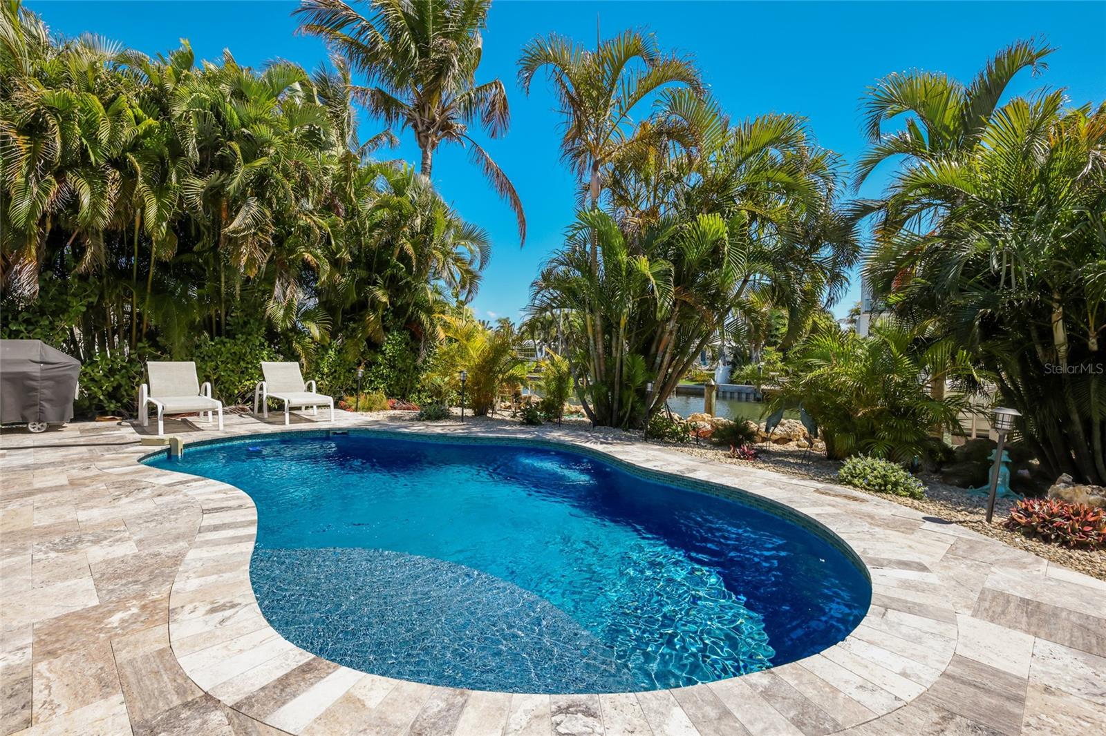 Image 31 of 46 For 517 70th Street