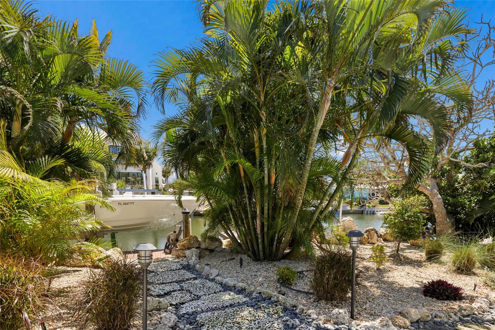 Image 34 of 46 For 517 70th Street