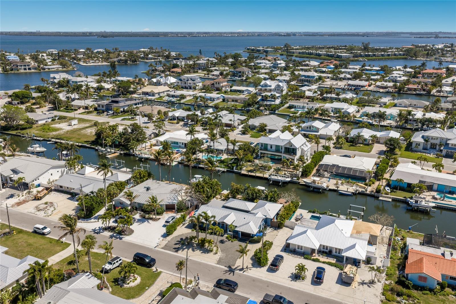 Image 41 of 46 For 517 70th Street