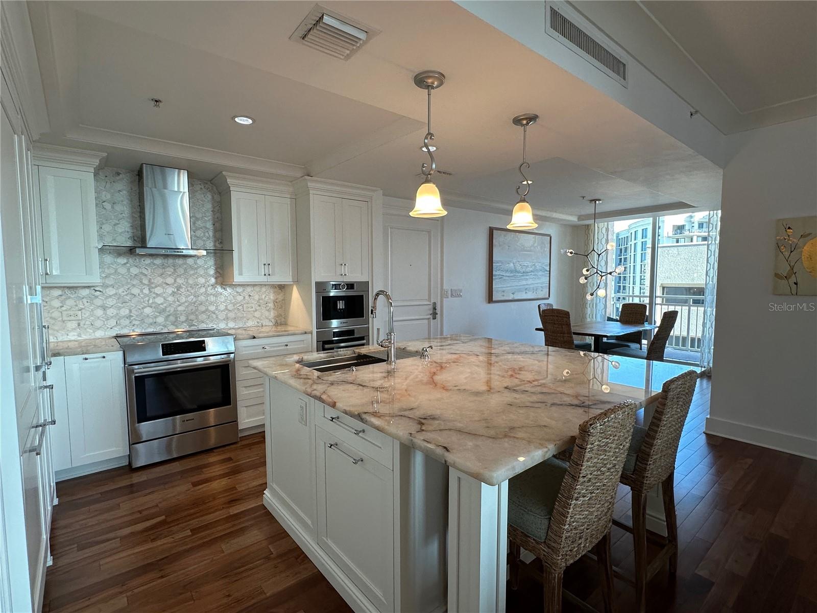 Image 12 of 69 For 1350 Main Street 1401