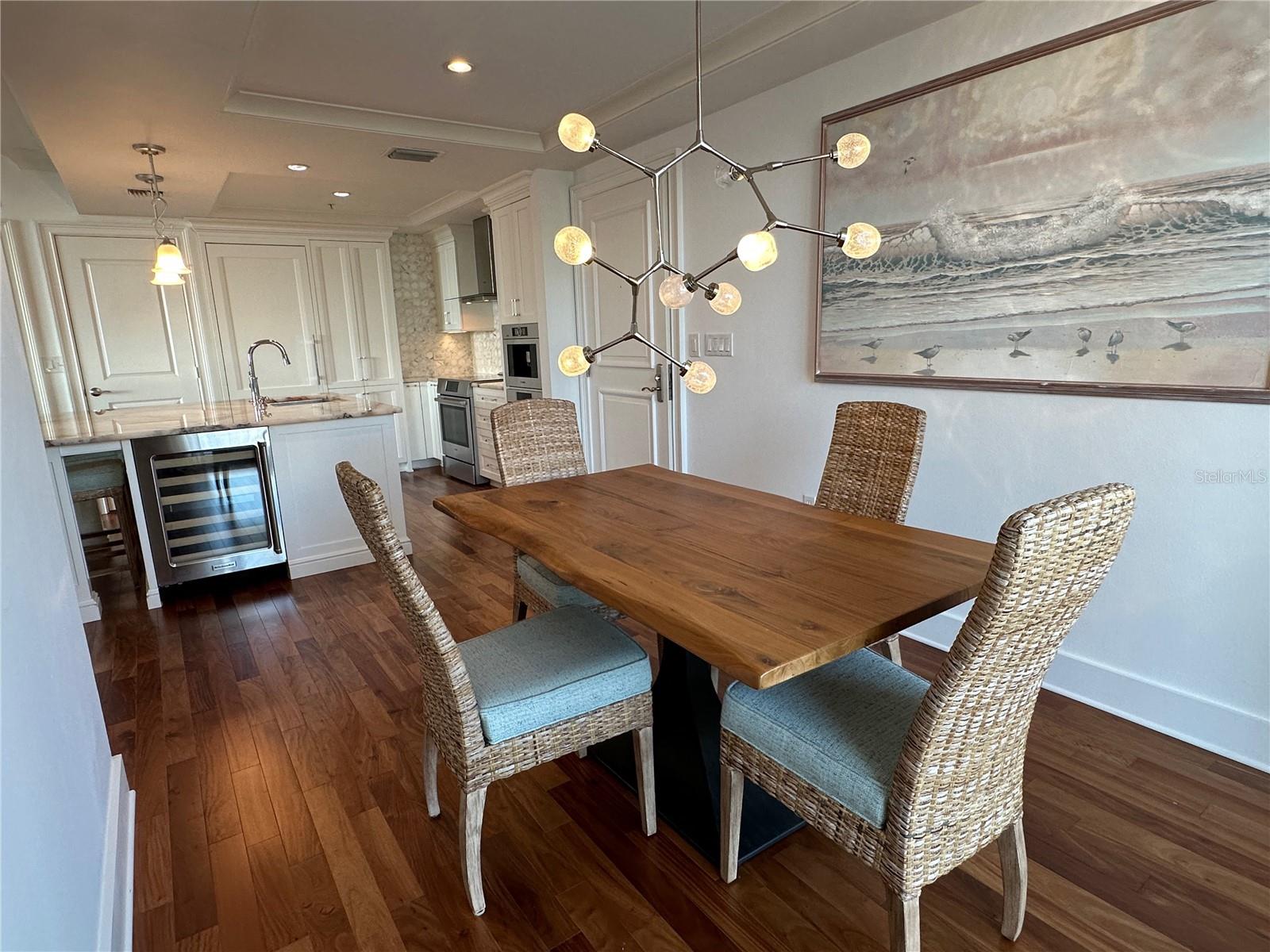 Image 16 of 69 For 1350 Main Street 1401