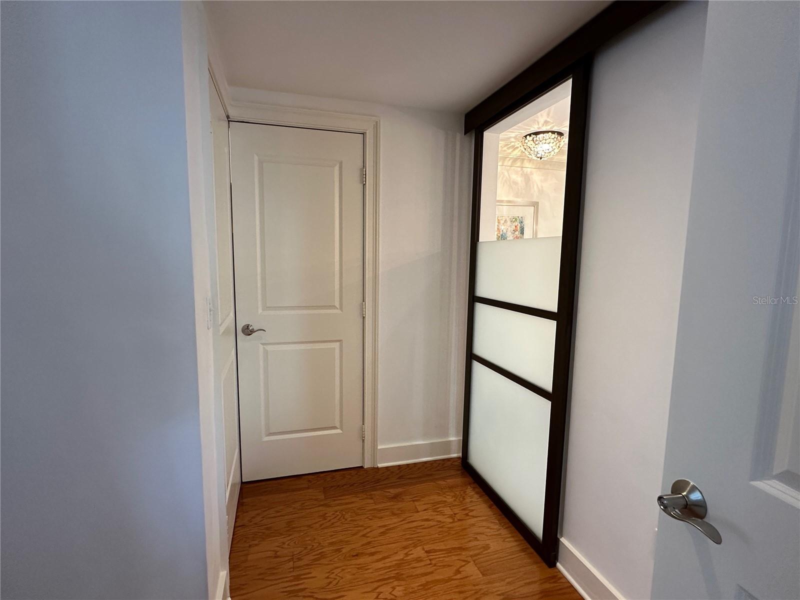 Image 41 of 69 For 1350 Main Street 1401