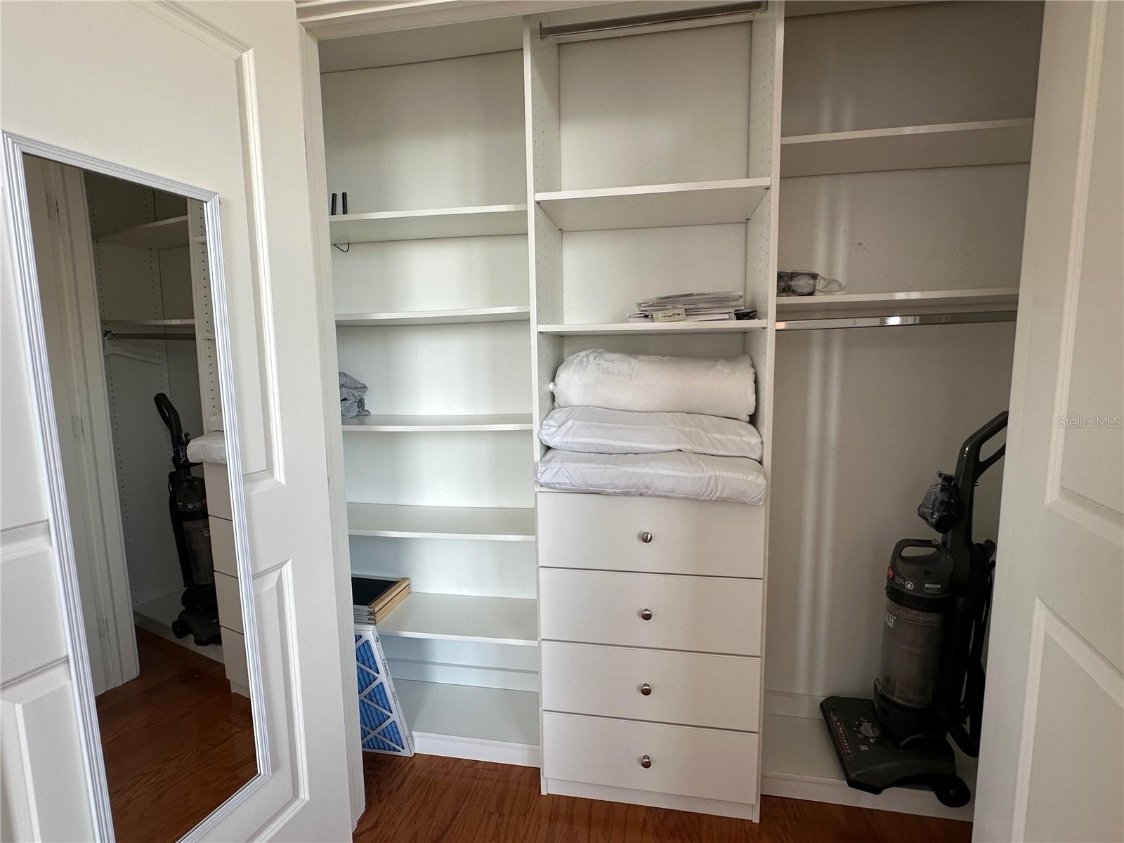 Image 45 of 69 For 1350 Main Street 1401