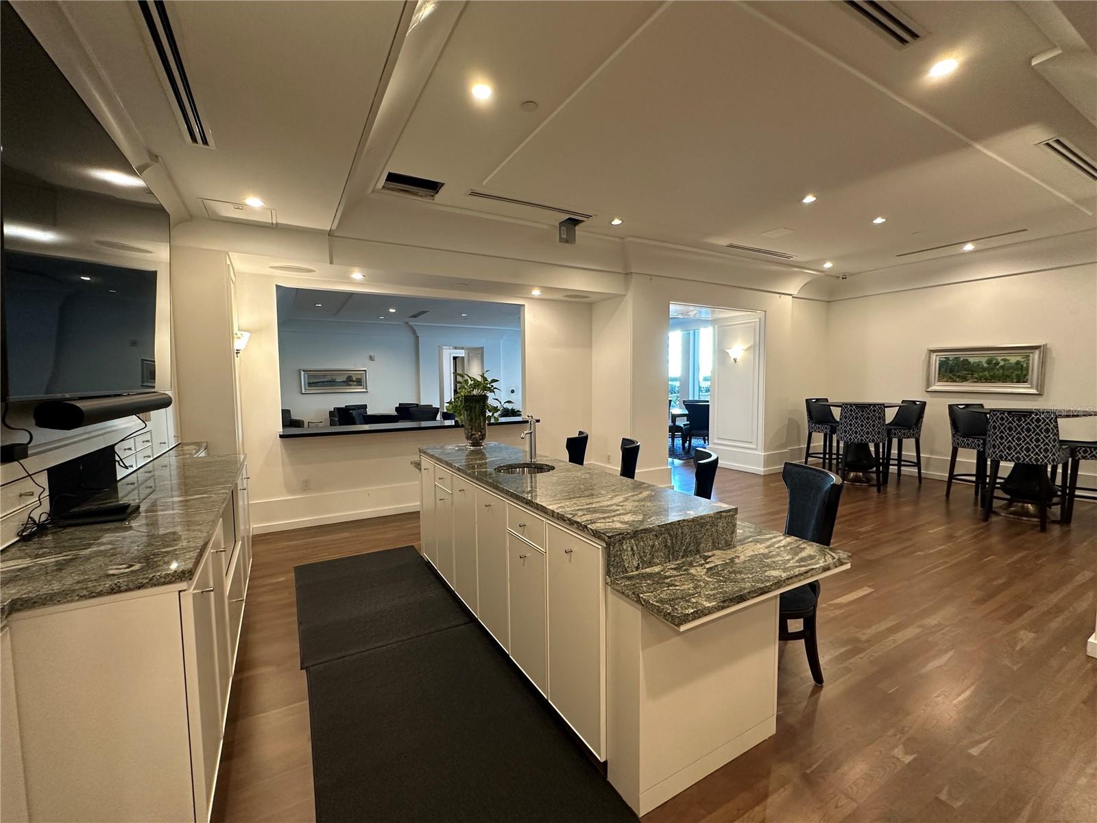 Image 59 of 69 For 1350 Main Street 1401