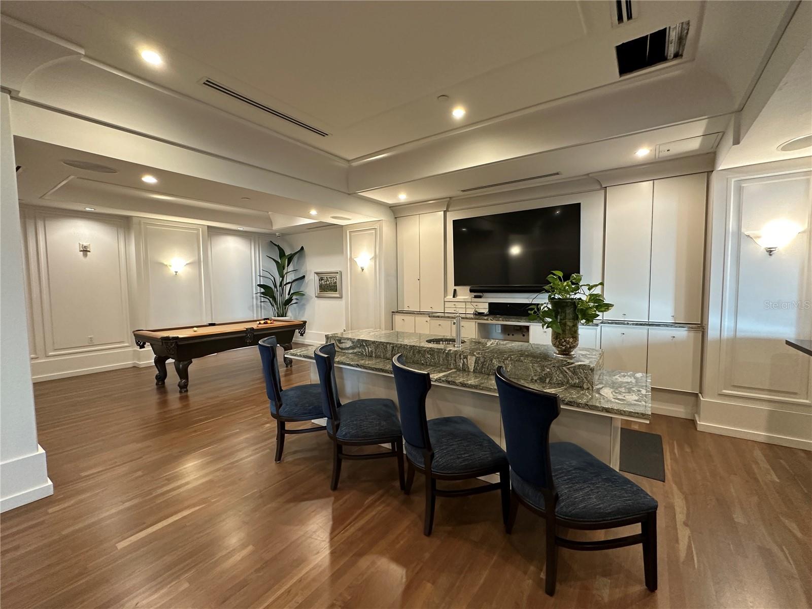 Image 60 of 69 For 1350 Main Street 1401