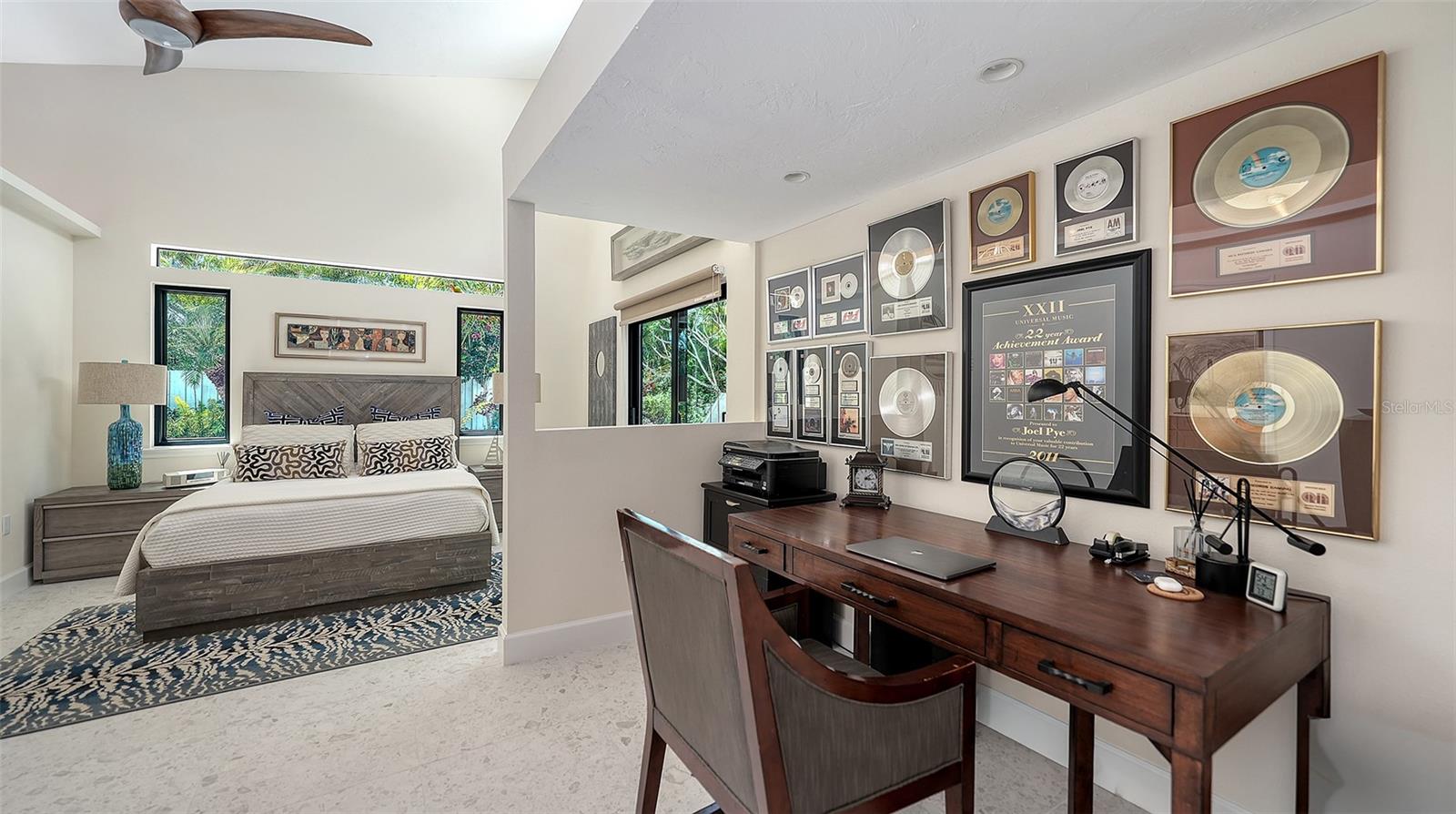 Image 25 of 53 For 1855 Sherwood Street