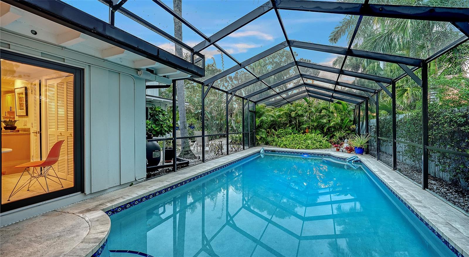 Image 43 of 53 For 1855 Sherwood Street