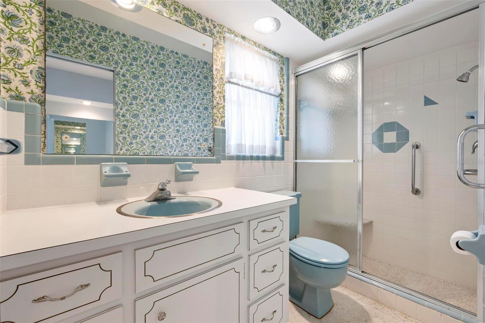 Image 29 of 39 For 3052 Webber Street