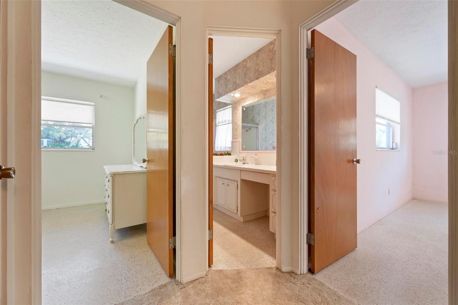 Image 30 of 39 For 3052 Webber Street