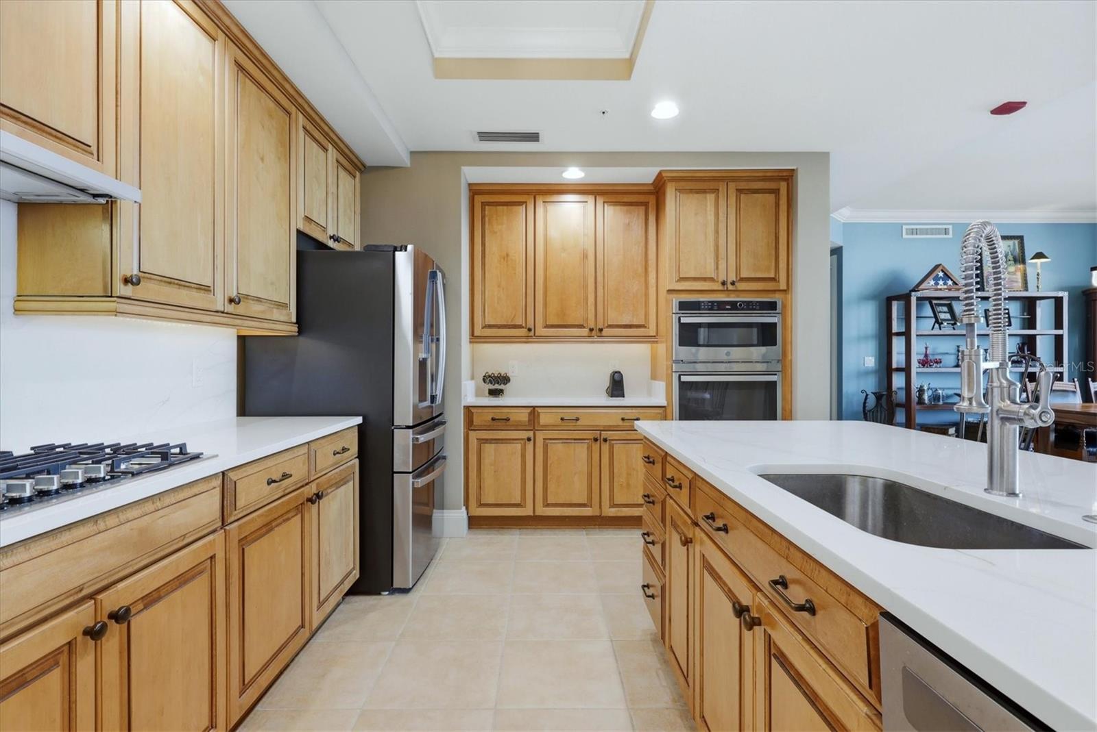 Image 15 of 53 For 140 Riviera Dunes Way 402