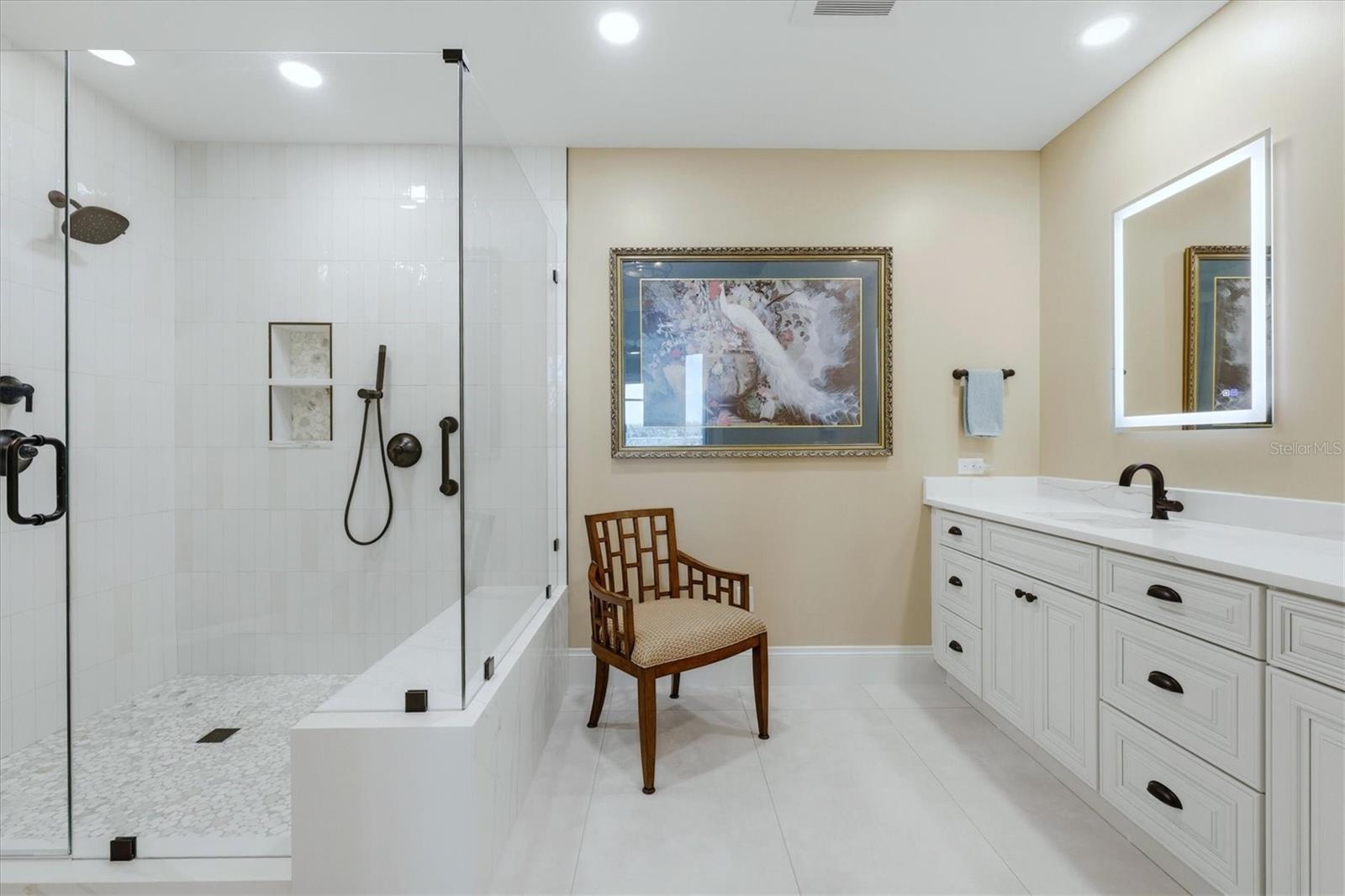 Image 20 of 53 For 140 Riviera Dunes Way 402