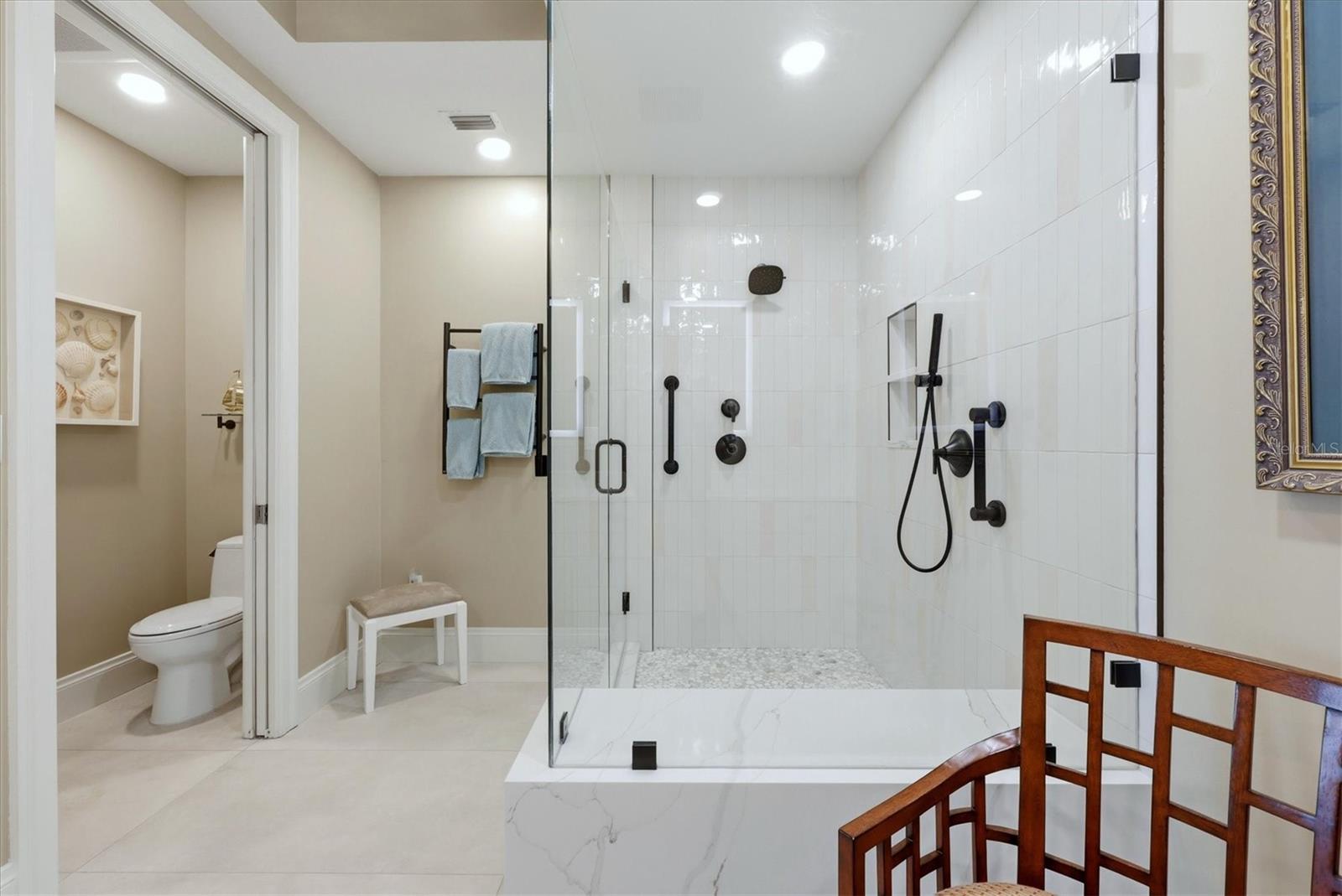 Image 21 of 53 For 140 Riviera Dunes Way 402