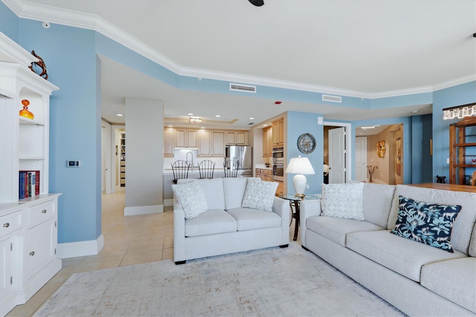 Image 9 of 53 For 140 Riviera Dunes Way 402