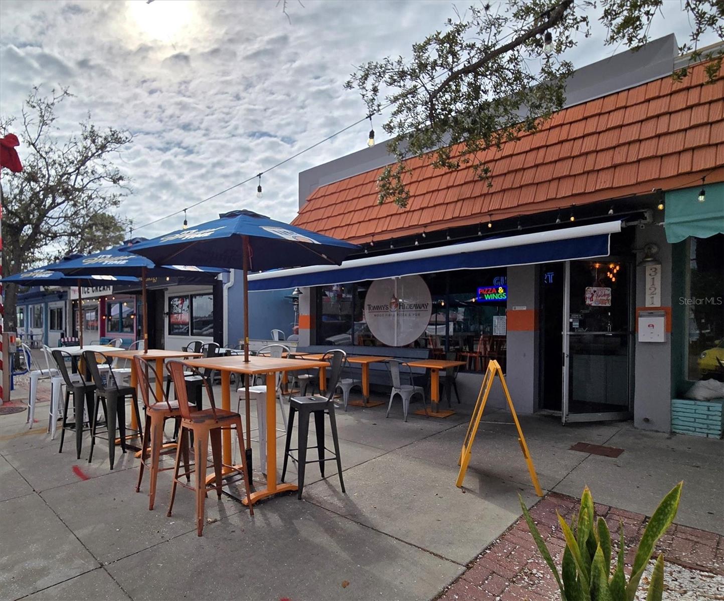 Image 45 of 52 For 4737 Del Rio Way S