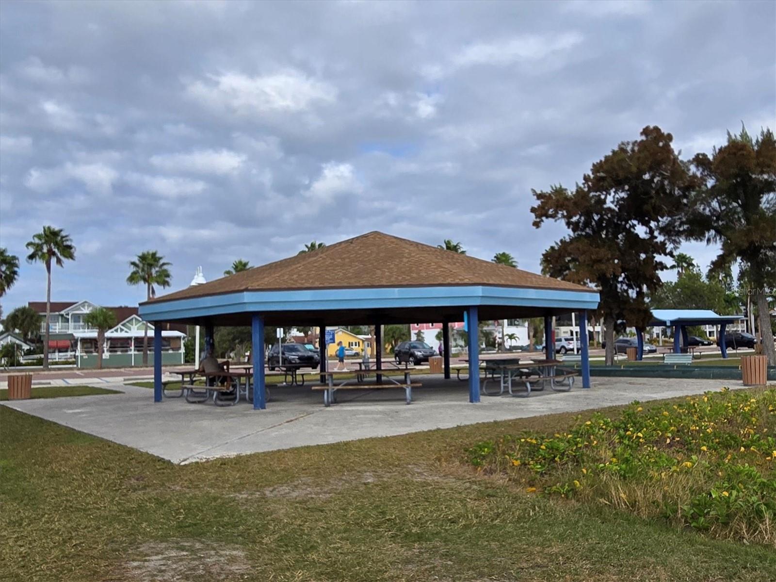 Image 51 of 52 For 4737 Del Rio Way S