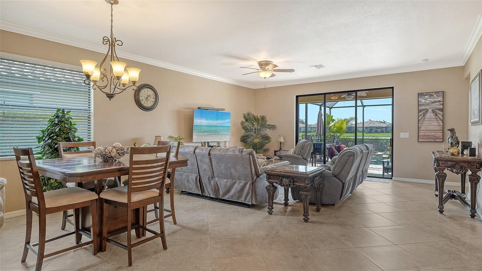 Image 16 of 92 For 6517 Willowshire Way