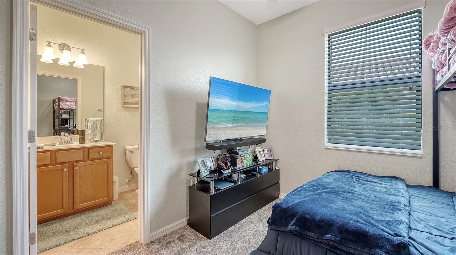 Image 27 of 92 For 6517 Willowshire Way