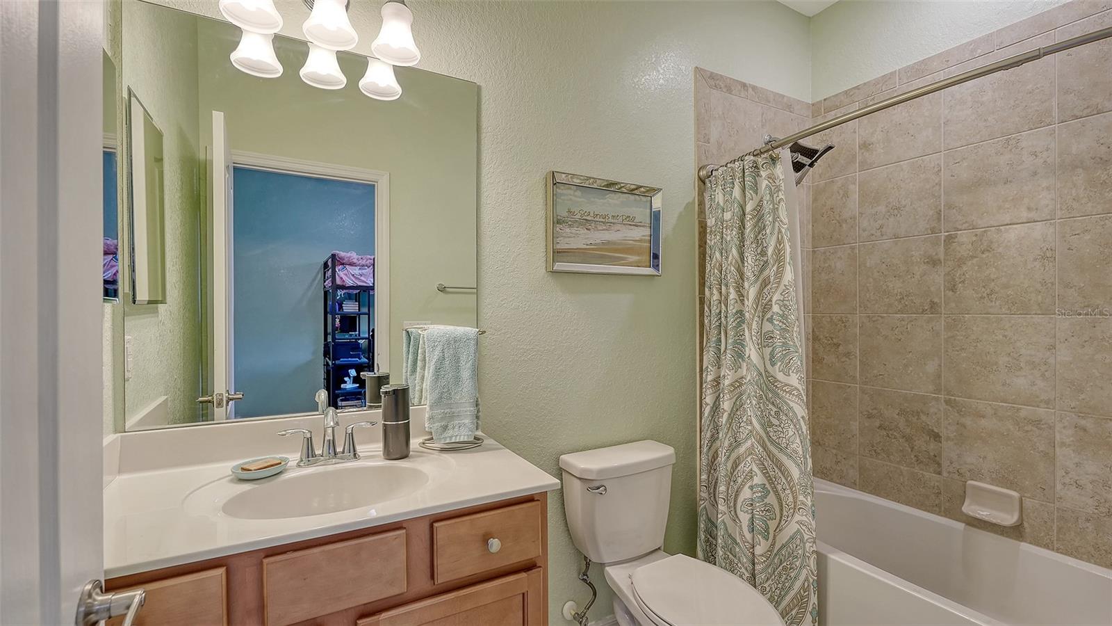 Image 28 of 92 For 6517 Willowshire Way