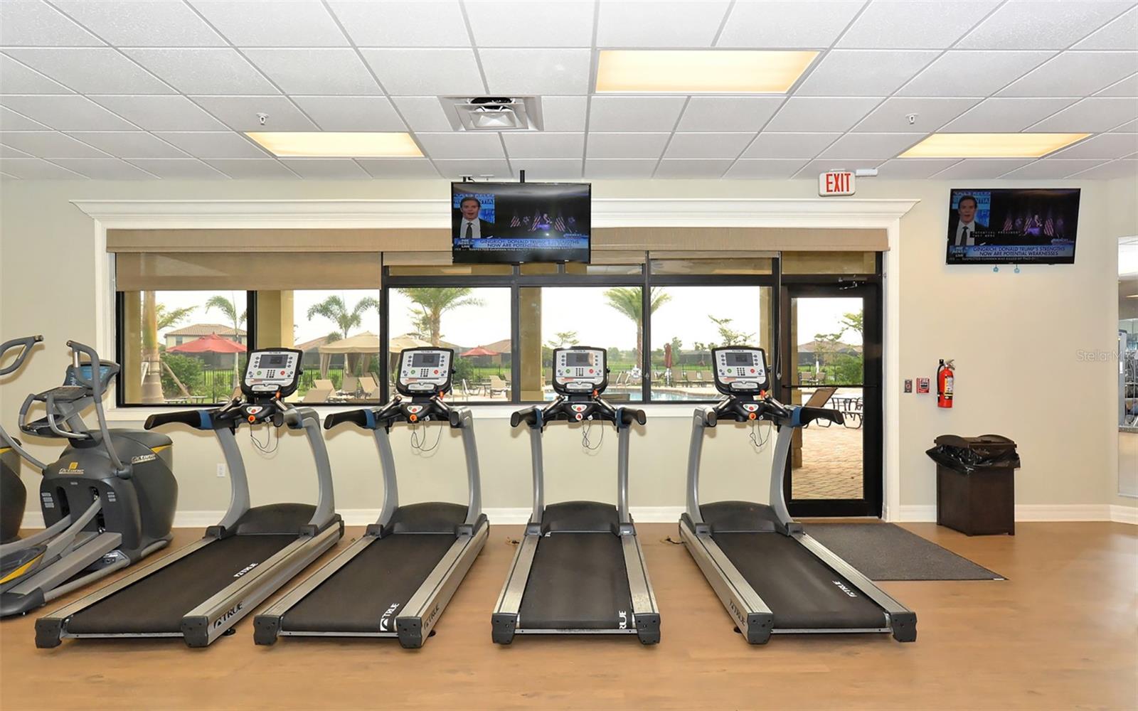 Image 54 of 92 For 6517 Willowshire Way