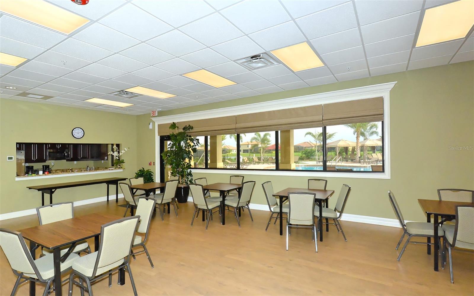 Image 57 of 92 For 6517 Willowshire Way