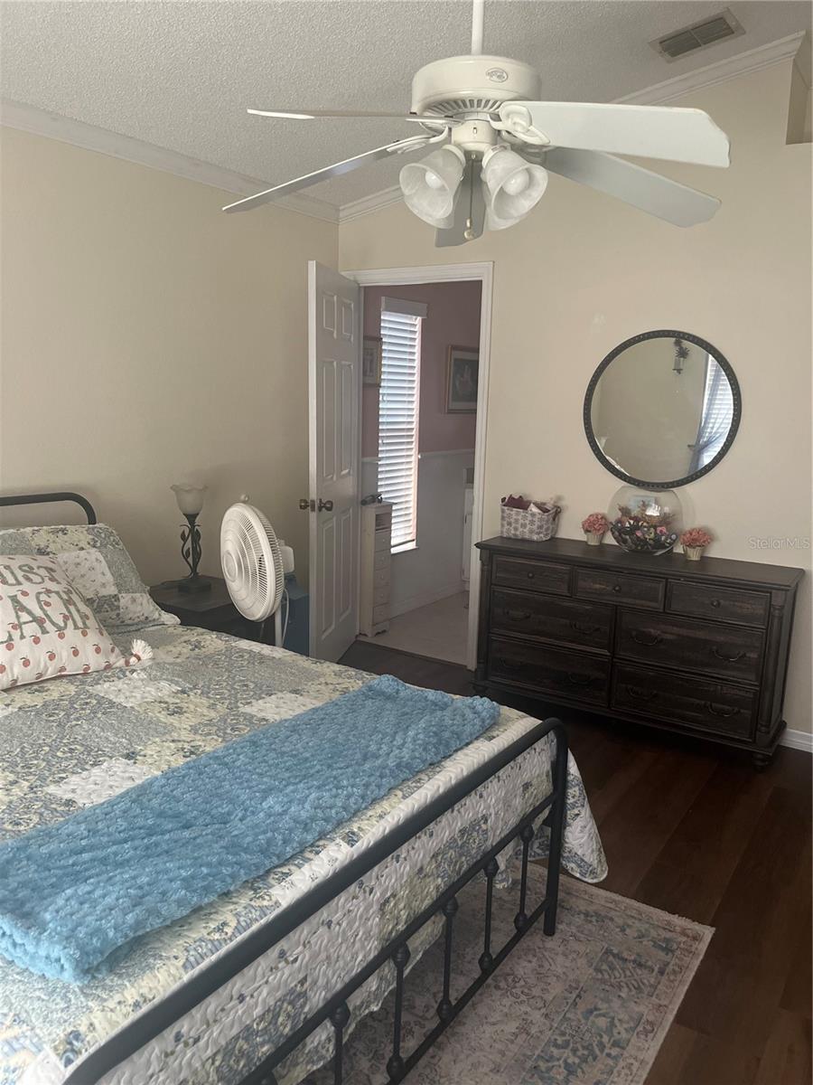 Image 12 of 25 For 1207 Lake Blue Circle