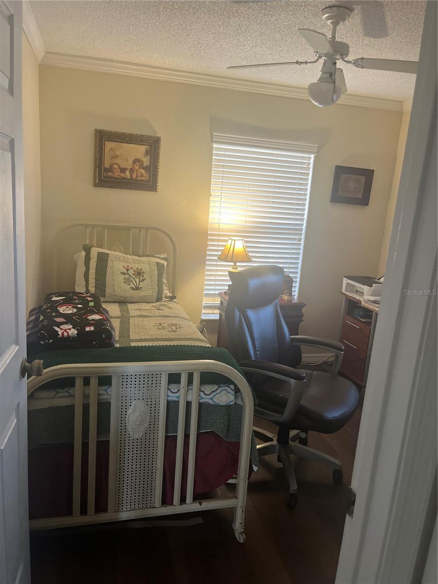 Image 16 of 25 For 1207 Lake Blue Circle