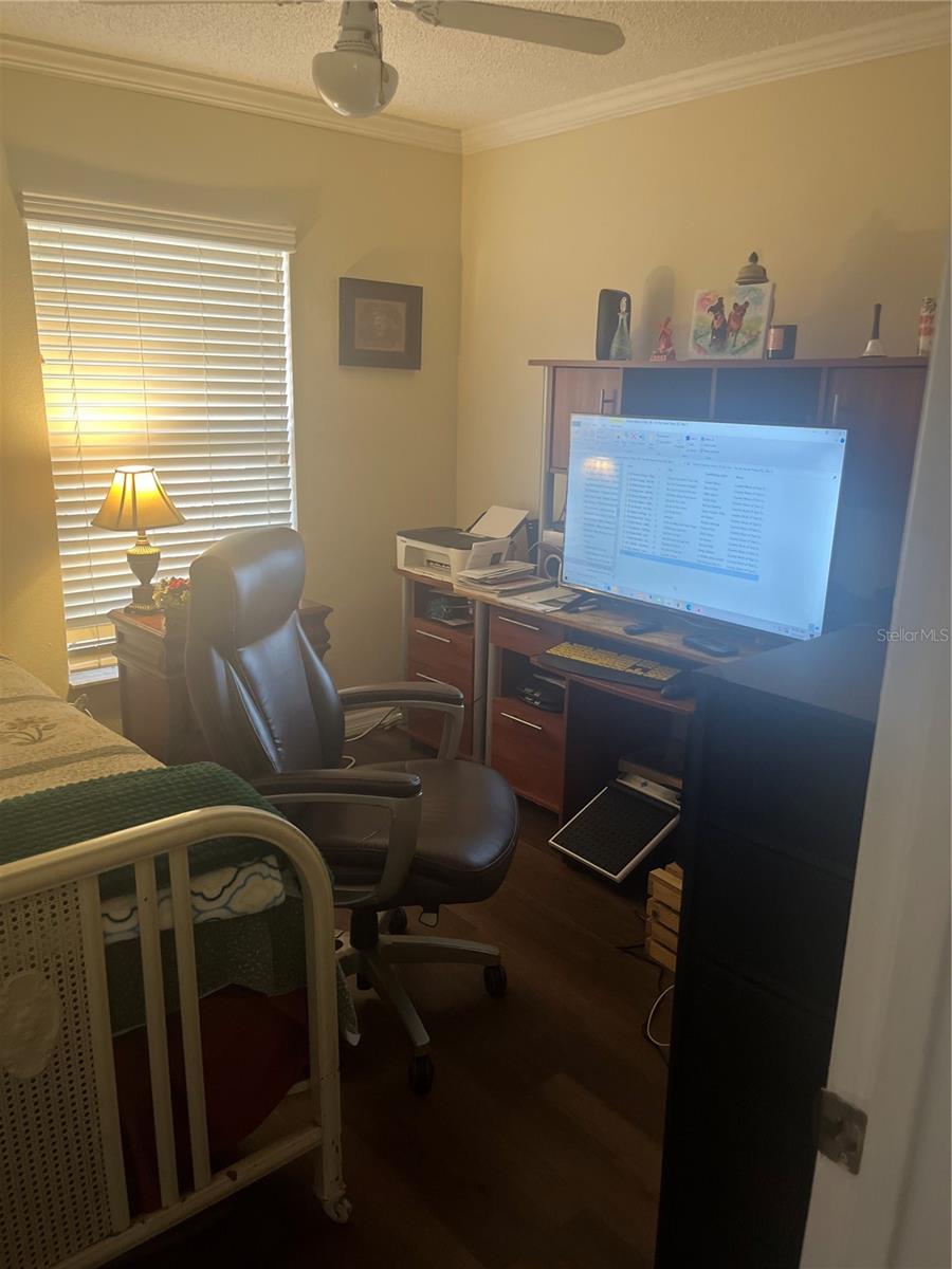 Image 17 of 25 For 1207 Lake Blue Circle