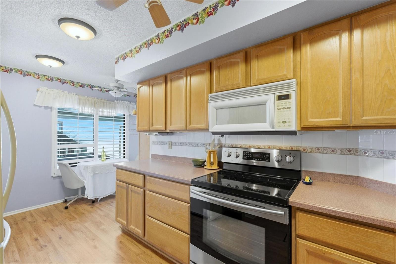 Image 11 of 43 For 7165 28th Avenue W