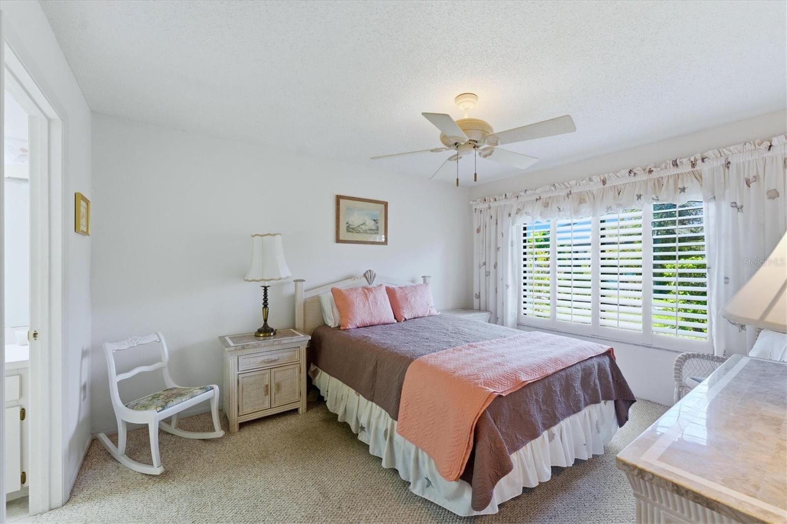 Image 15 of 43 For 7165 28th Avenue W