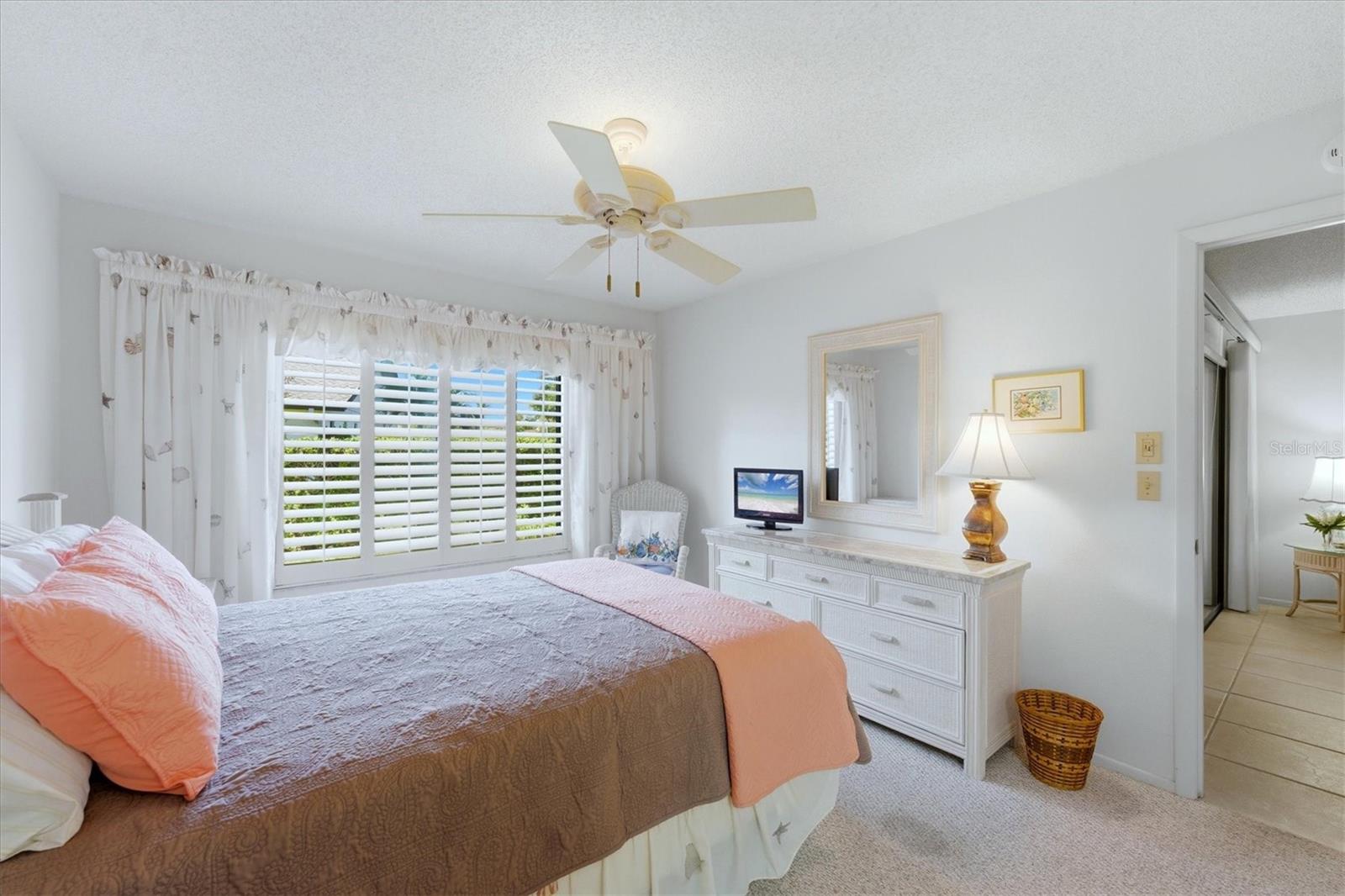 Image 16 of 43 For 7165 28th Avenue W