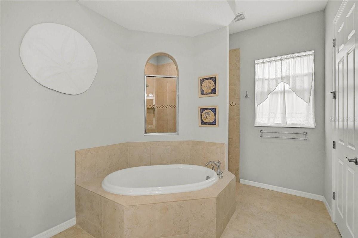 Image 8 of 48 For 2926 156th Terrace E