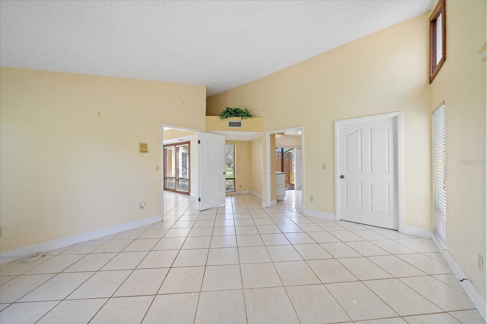 Image 21 of 48 For 603 Speck Court