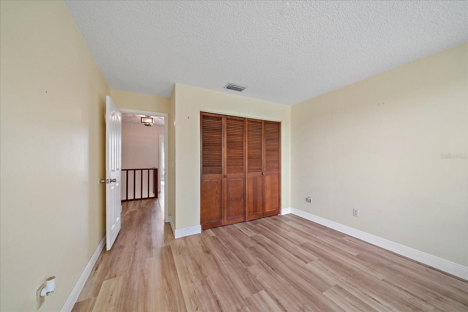 Image 28 of 48 For 603 Speck Court