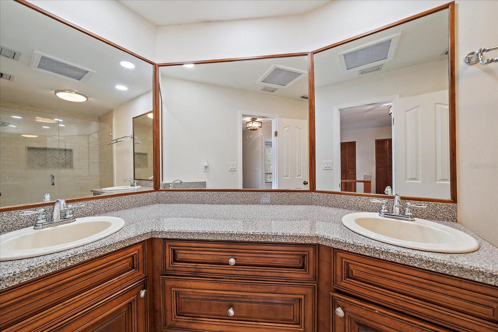 Image 31 of 48 For 603 Speck Court