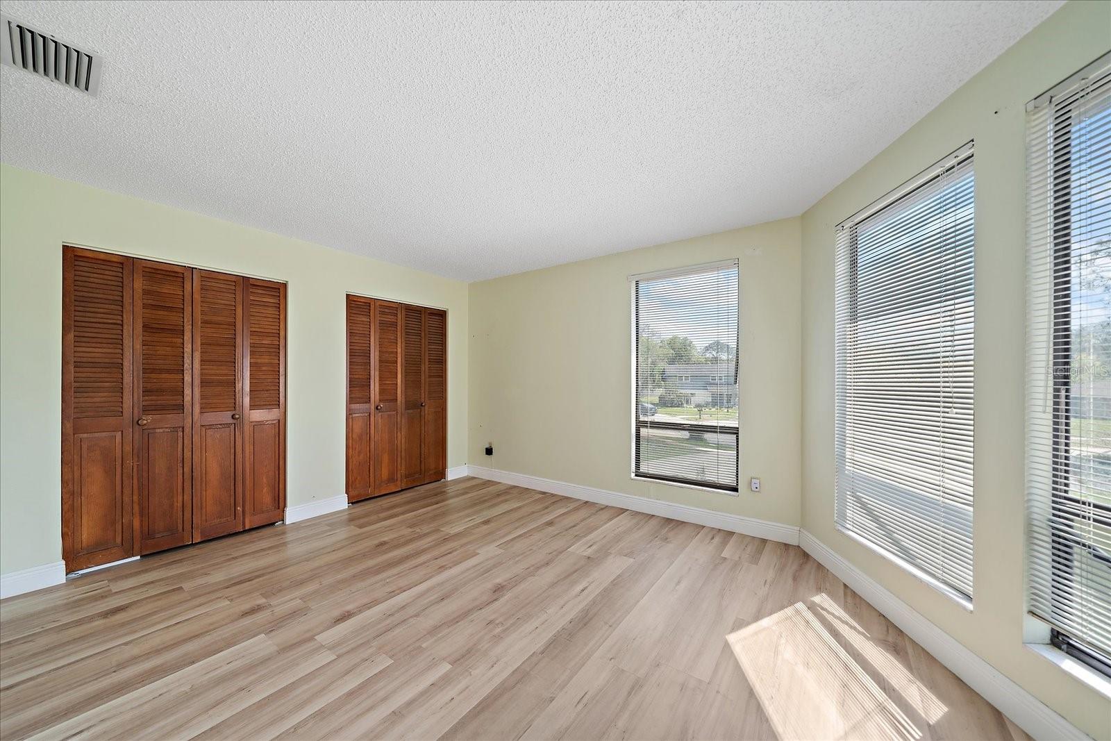 Image 33 of 48 For 603 Speck Court