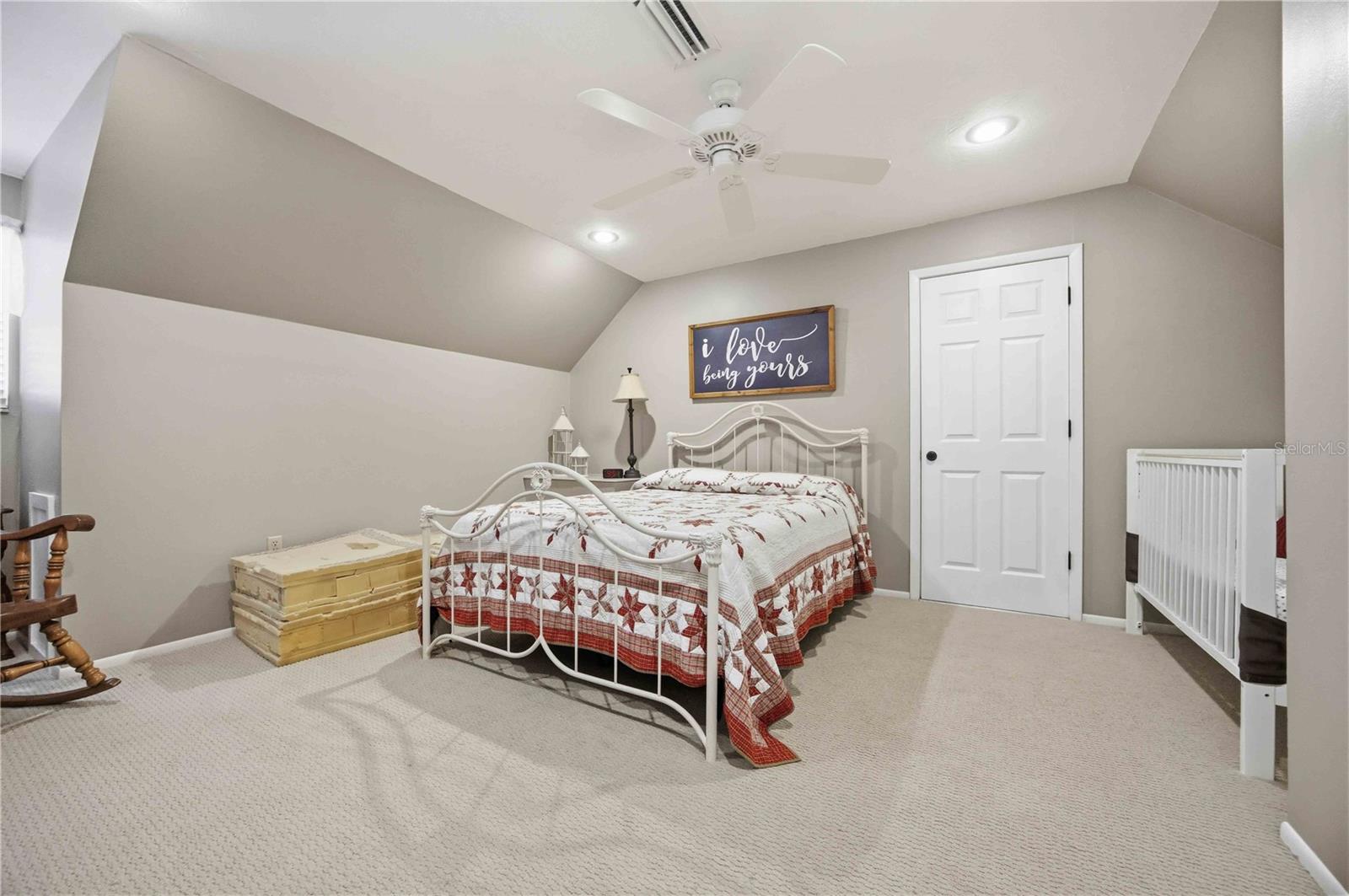 Image 24 of 48 For 16031 Winburn Drive S