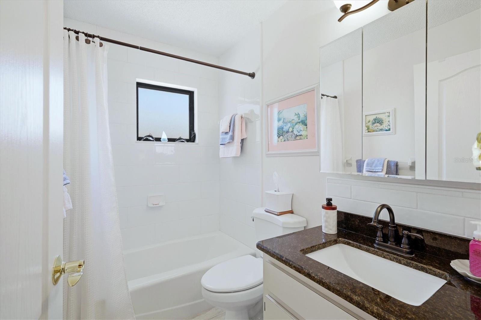 Image 18 of 42 For 8 Bridge Street