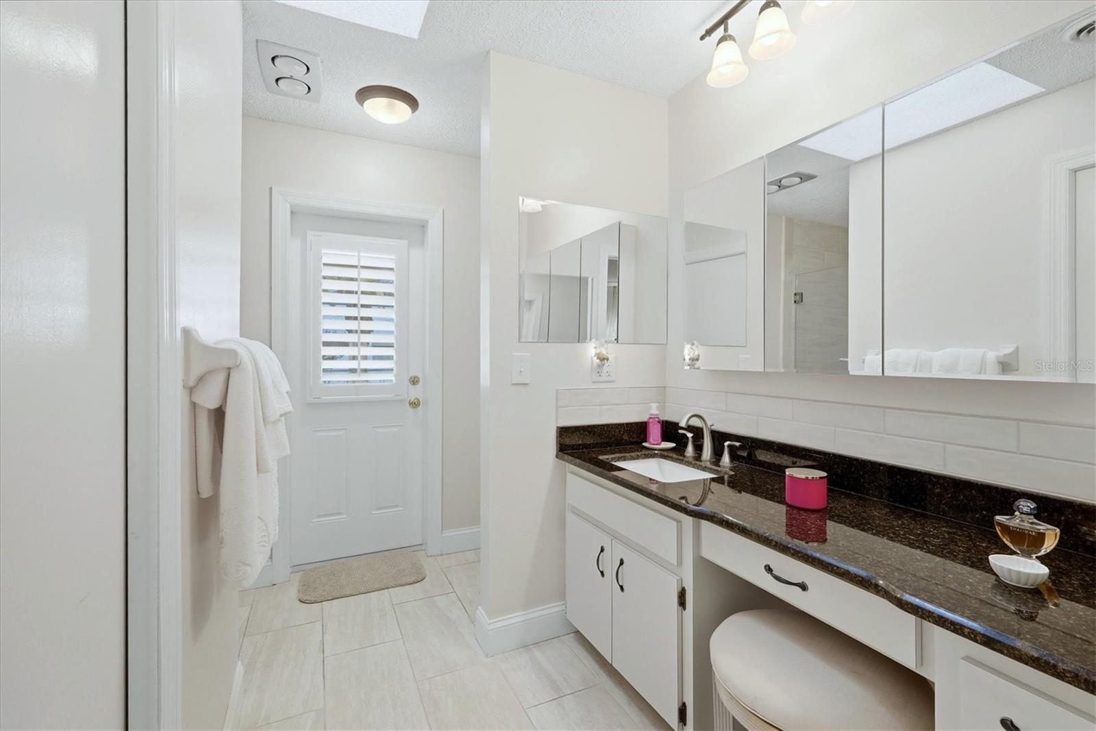 Image 19 of 42 For 8 Bridge Street