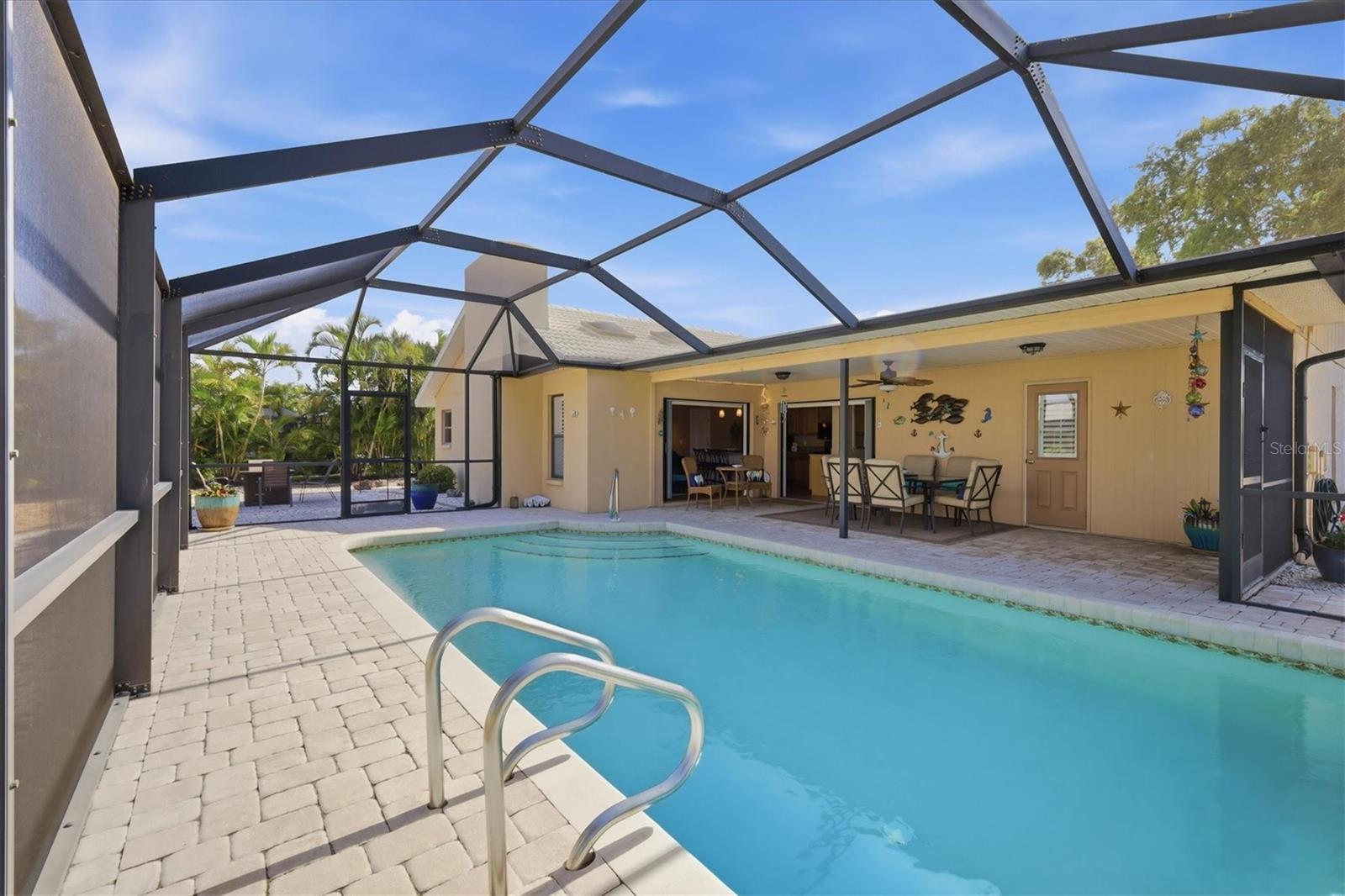 Image 25 of 42 For 8 Bridge Street