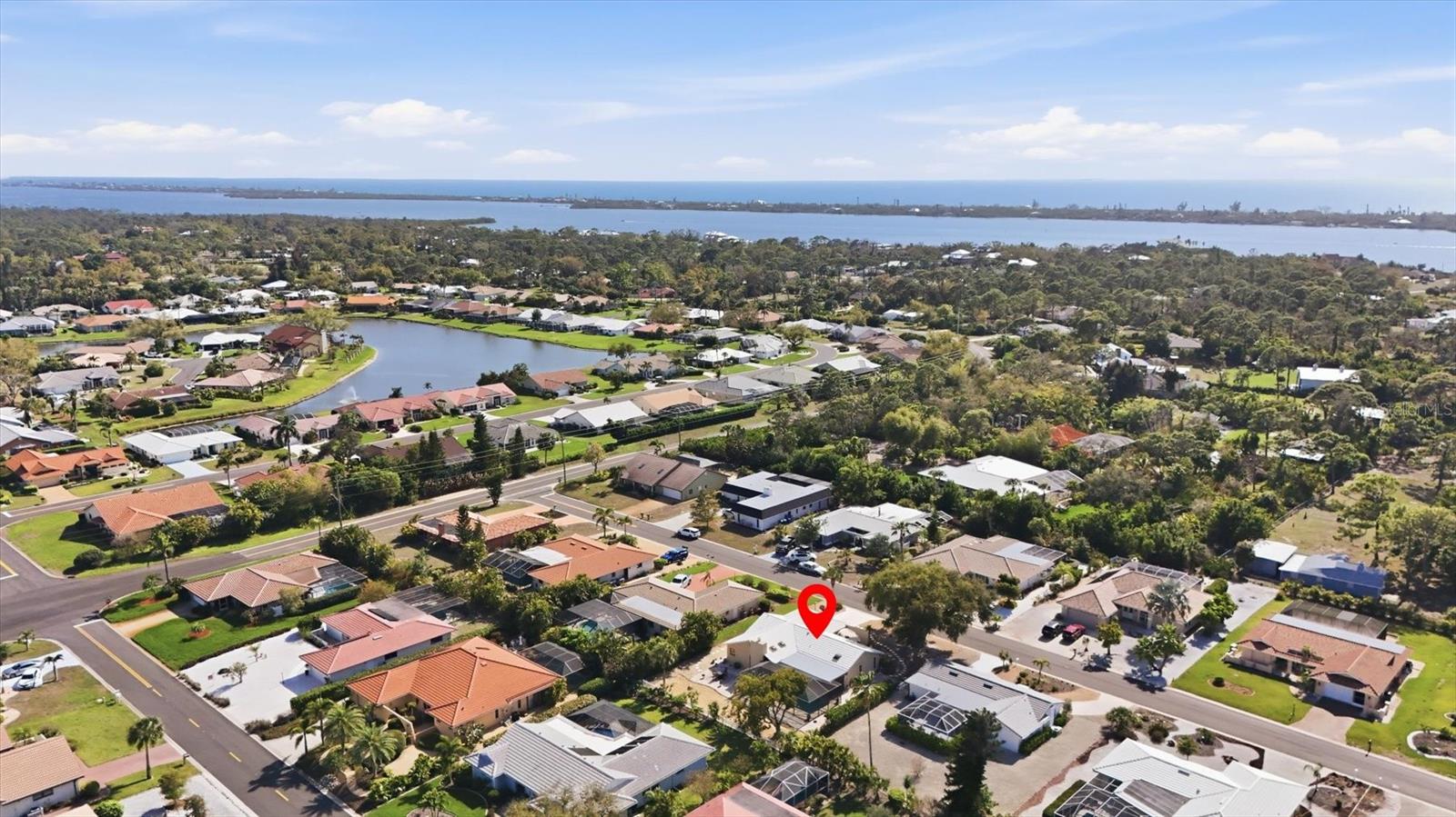 Image 38 of 42 For 8 Bridge Street