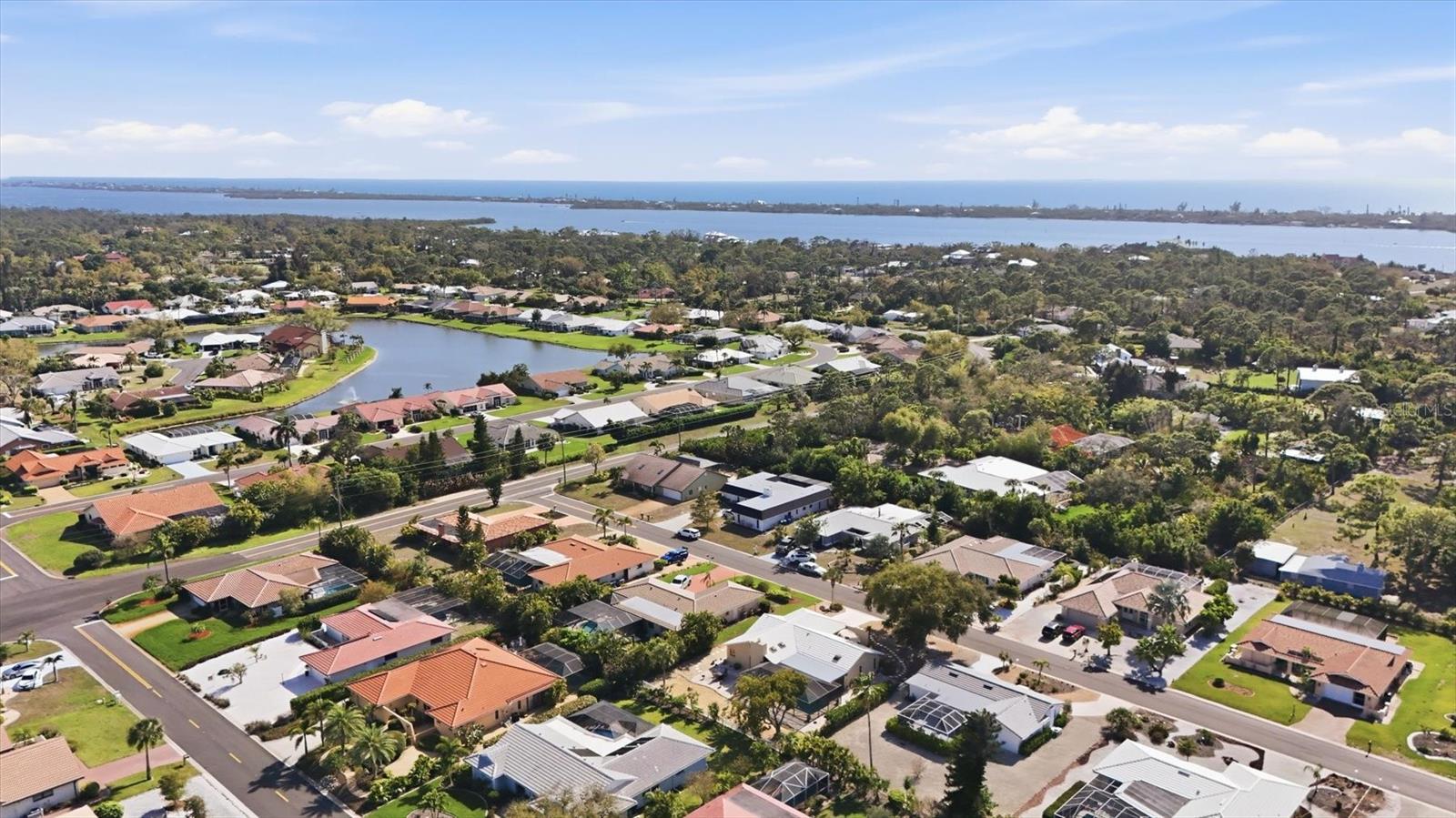 Image 39 of 42 For 8 Bridge Street