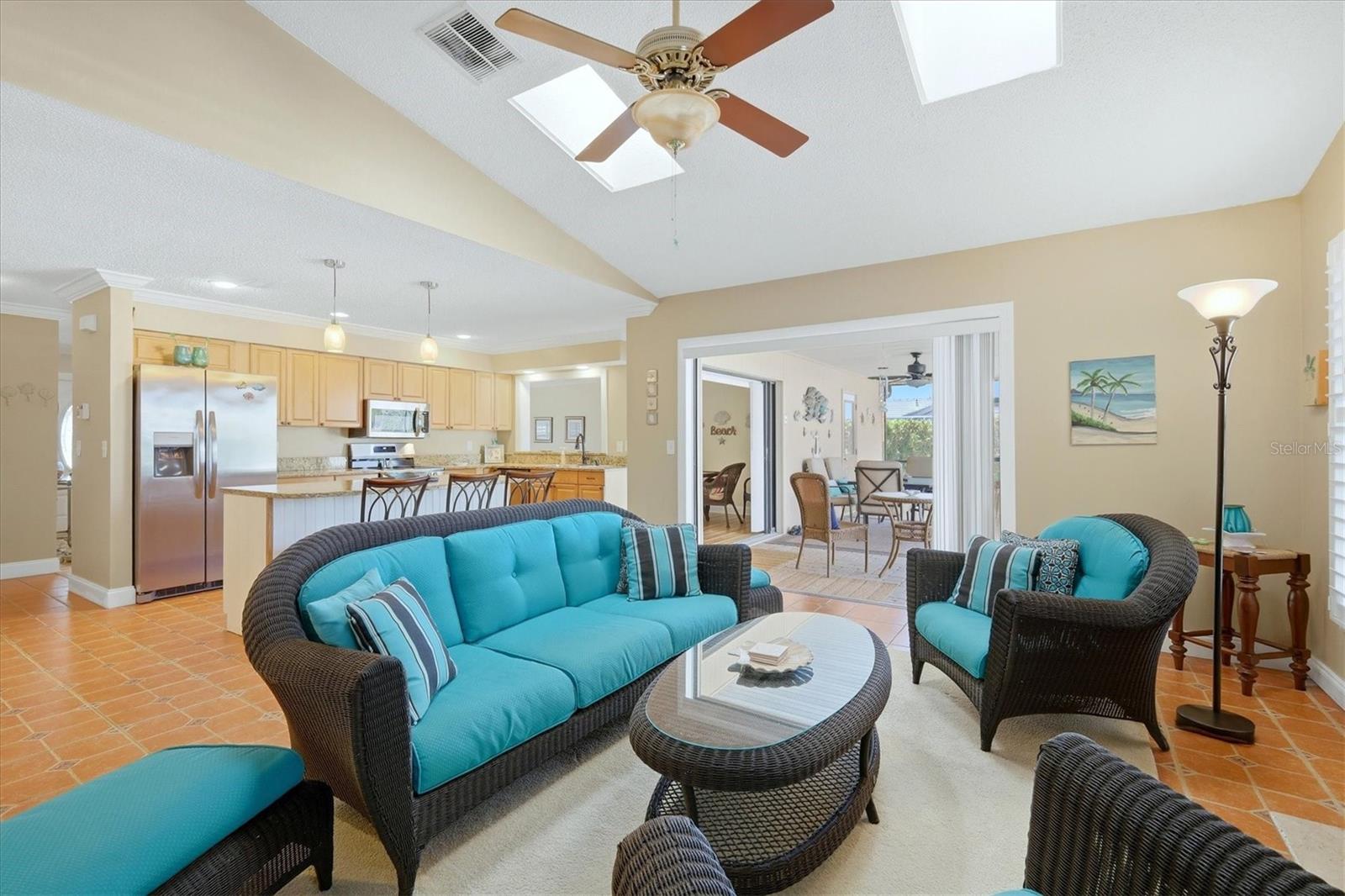 Image 4 of 42 For 8 Bridge Street