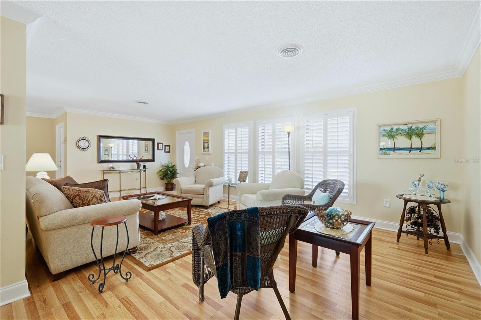 Image 5 of 42 For 8 Bridge Street