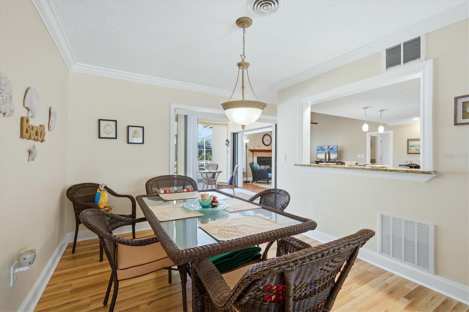 Image 9 of 42 For 8 Bridge Street