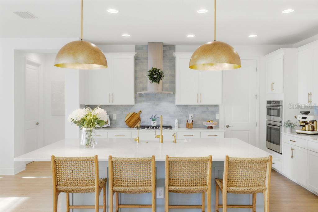 Image 11 of 71 For 17731 Savory Mist Circle