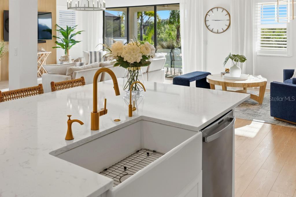 Image 15 of 71 For 17731 Savory Mist Circle