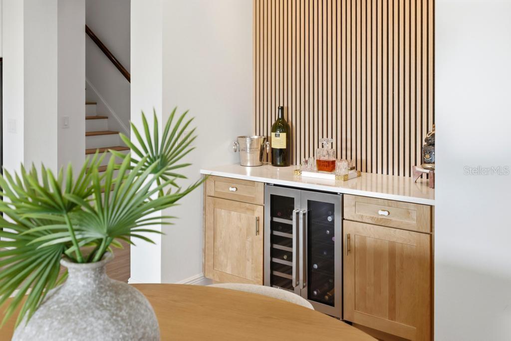 Image 18 of 71 For 17731 Savory Mist Circle