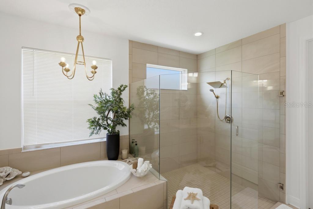 Image 27 of 71 For 17731 Savory Mist Circle