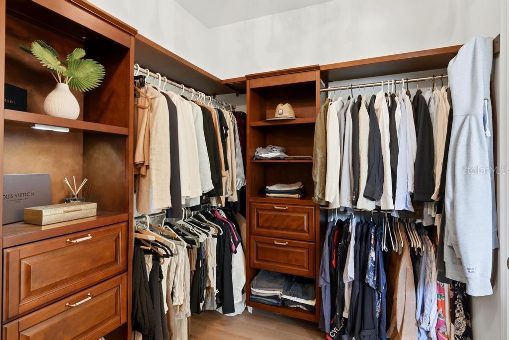 Image 29 of 71 For 17731 Savory Mist Circle