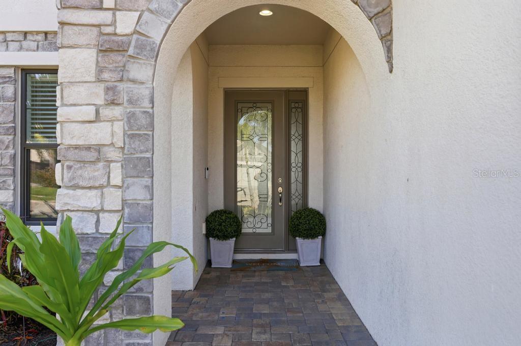 Image 5 of 71 For 17731 Savory Mist Circle